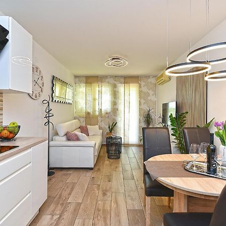 Apartment 2207 Пула Екстер'єр фото